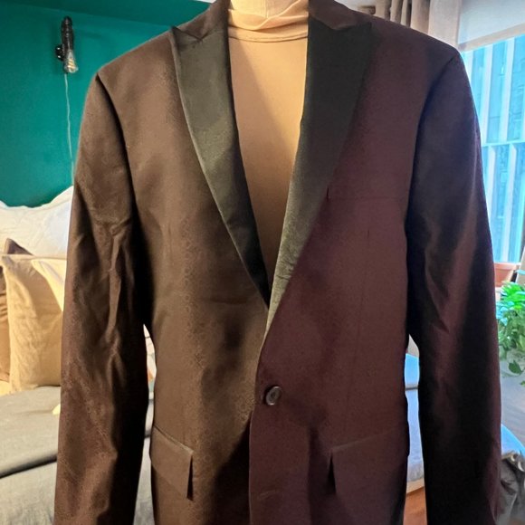 40R Ryan Seacrest Distinction Dark Burgundy & Black Geometric Dinner Jacket - Picture 1 of 9
